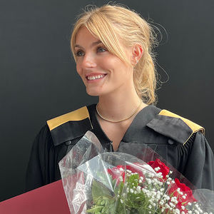 Meet your Posher, Samantha